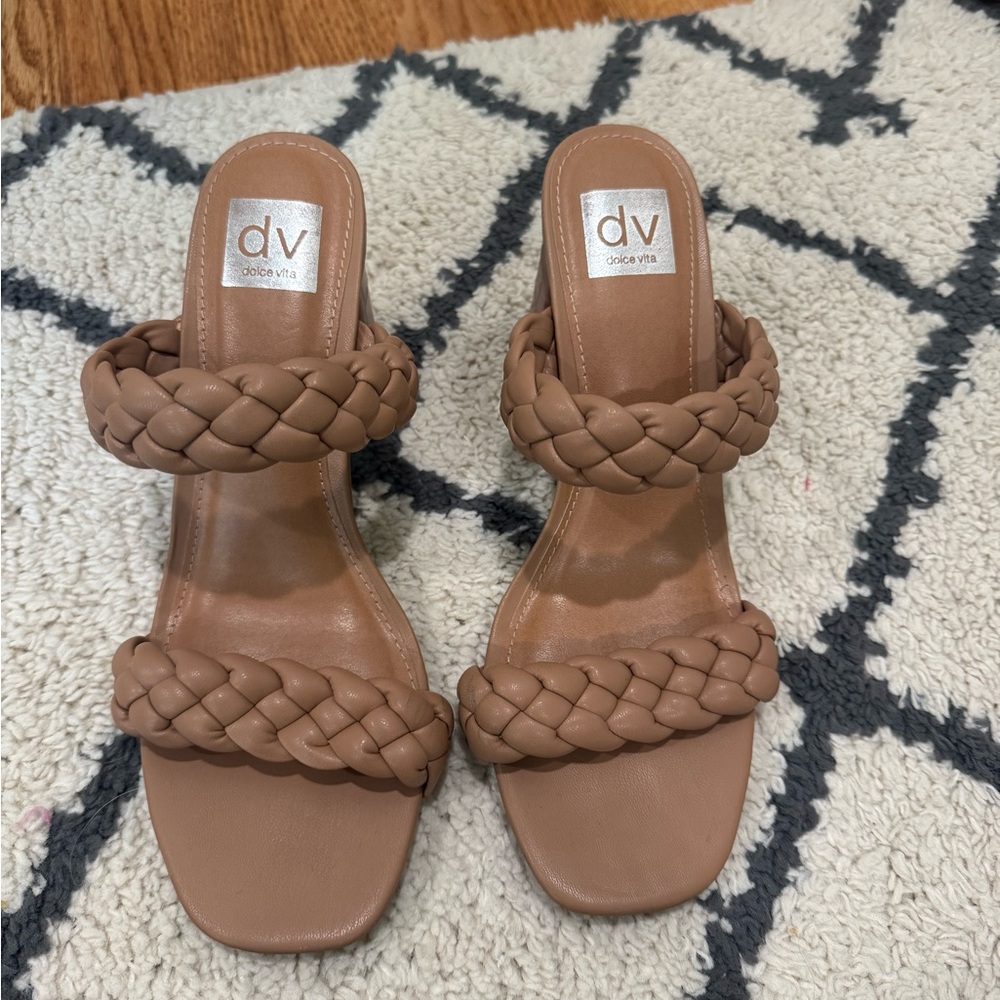 DV by Dolce Vita Women's Brown Braided Sandals